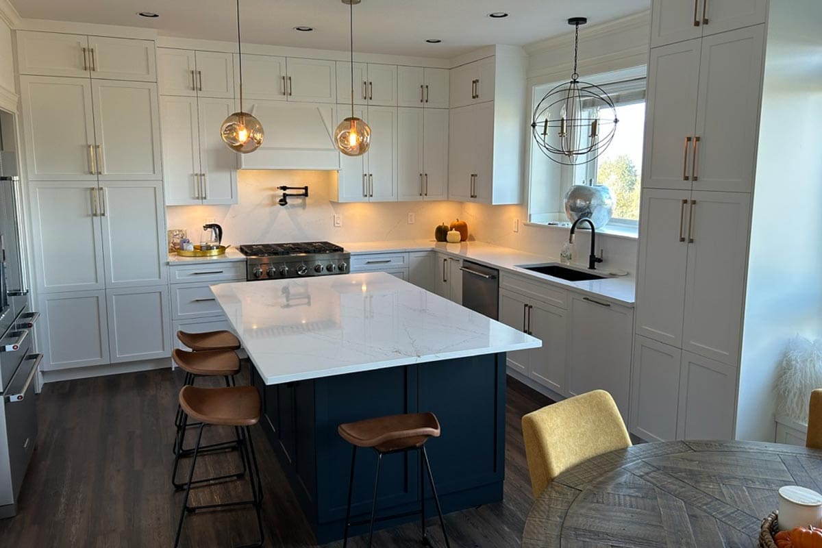 Custom kitchen cabinets installed in a Chilliwack home by Batzbuild